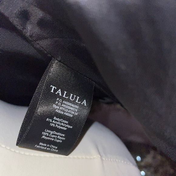 ARITZIA (Talula Park Slope Faux Fur Vest ) - Picture 8 of 10
